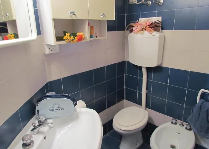 Colorful With Patio *